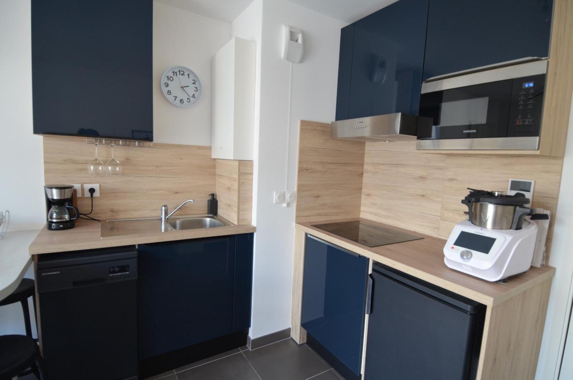 Villa Smolett - Appartement Cosy Au Coeur Du Quartier Du Port Ница Екстериор снимка